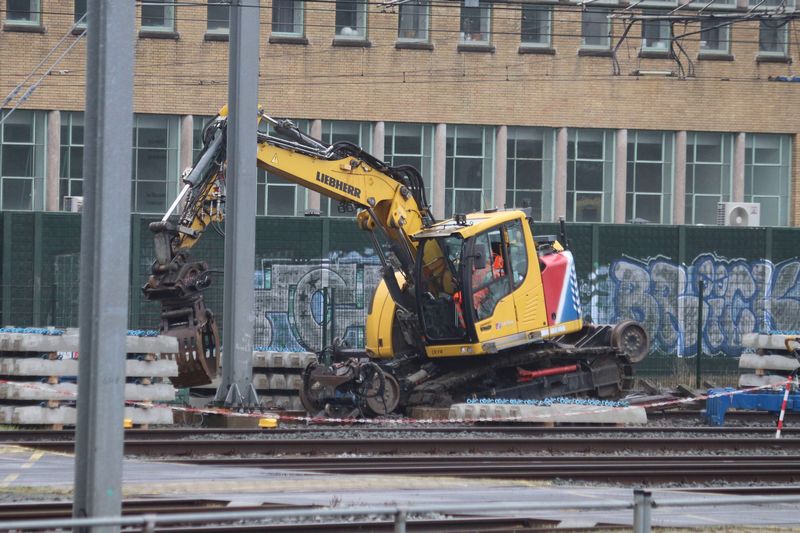 Werkzaamheden aan verbreding perron Utrecht Centraal